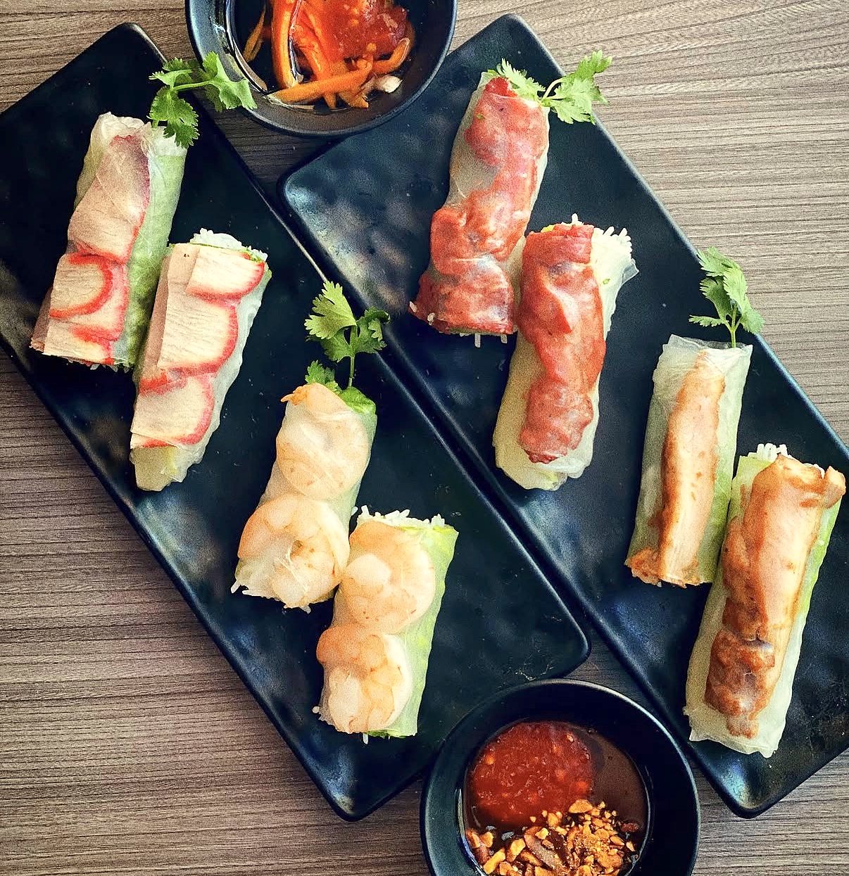 Fresh Spring Rolls with shrimp, pork and tofu